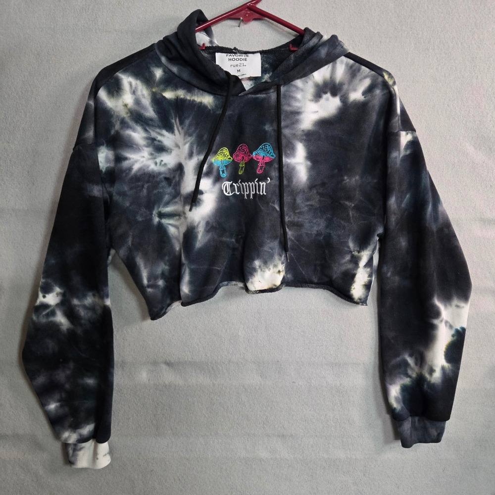 rue21 Trippin' Mushroom Tie Dye Cropped Hoodie Medium Black Graphic - Picture 2 of 10